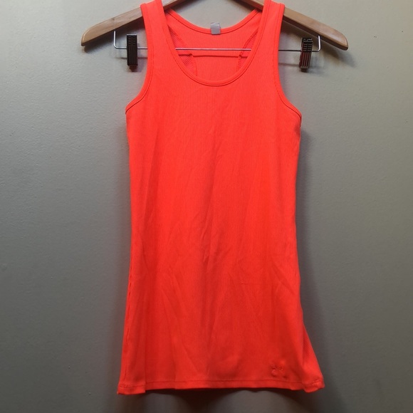 Under Armour Razor Back Tank - Picture 2 of 5